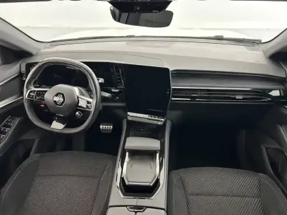 Photo 90 Renault Austral  E-Tech hybrid 200
