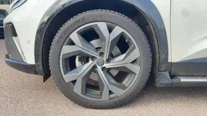 Photo 18 Renault Austral  E-Tech hybrid 200