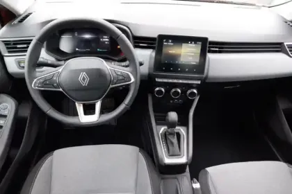 Photo 8 Renault Clio  E-Tech full hybrid 145 ch GSR2