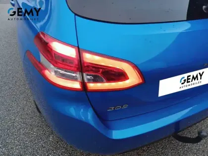 Photo 15 Peugeot 308  SW PureTech 110ch S&S BVM6