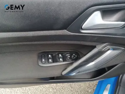Photo 12 Peugeot 308  SW PureTech 110ch S&S BVM6