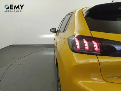 Photo 16 Peugeot 208  PureTech 100 S&S BVM6