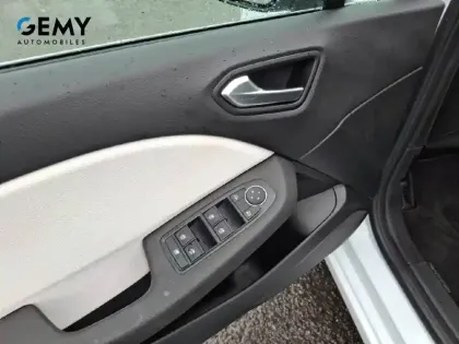 Photo 17 Renault Clio  E-Tech 140 - 21N