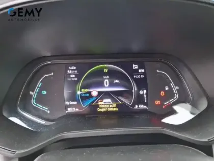 Photo 20 Renault Clio  E-Tech 140 - 21N