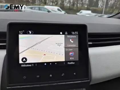 Photo 75 Renault Clio  E-Tech 140 - 21N