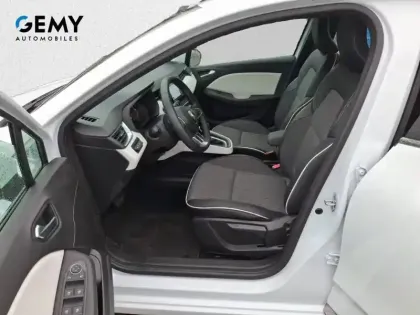 Photo 8 Renault Clio  E-Tech 140 - 21N