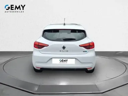 Photo 30 Renault Clio  E-Tech 140 - 21N