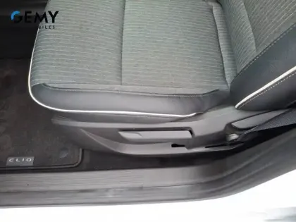 Photo 18 Renault Clio  E-Tech 140 - 21N