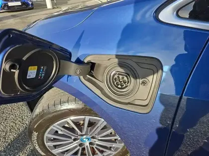 Photo 45 BMW Serie 2 Active Tourer 225e xDrive 245 ch DKG7