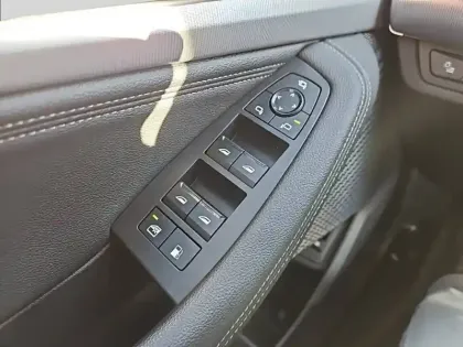 Photo 22 BMW Serie 2 Active Tourer 225e xDrive 245 ch DKG7