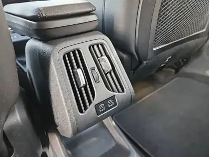 Photo 46 BMW Serie 2 Active Tourer 225e xDrive 245 ch DKG7