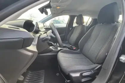 Photo 34 Peugeot 208  100 S&S BVM6