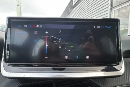 Photo 47 Peugeot 208  100 S&S BVM6