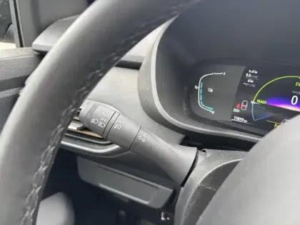 Photo 24 Dacia Jogger  Hybrid 140 5 places