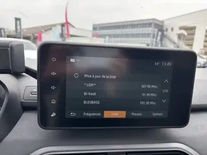 Photo 101 Dacia Jogger  Hybrid 140 5 places