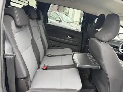 Photo 53 Dacia Jogger  Hybrid 140 5 places