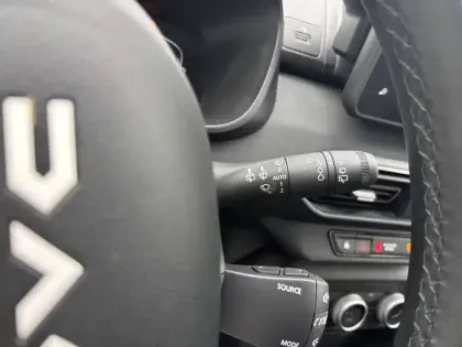 Photo 23 Dacia Jogger  Hybrid 140 5 places