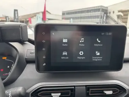 Photo 96 Dacia Jogger  Hybrid 140 5 places