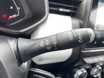 Photo 23 Renault Clio  E-Tech 140