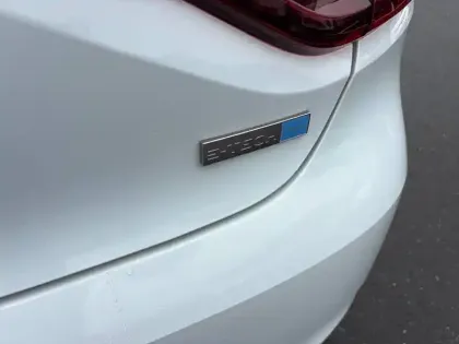 Photo 7 Renault Clio  E-Tech 140