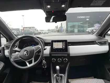 Photo 15 Renault Clio  E-Tech 140