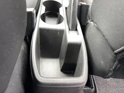 Photo 16 Renault Clio  E-Tech 140