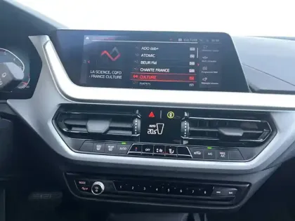 Photo 10 BMW Serie 1 118i 136 ch DKG7