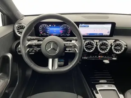 Photo 21 Mercedes Classe A Gén. IV (W177) Ph1 AMG Line 5