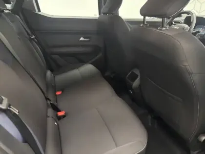 Photo 23 Dacia Duster  Hybrid 155