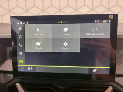 Photo 29 Dacia Duster  Hybrid 155