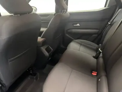 Photo 45 Dacia Duster  Hybrid 155