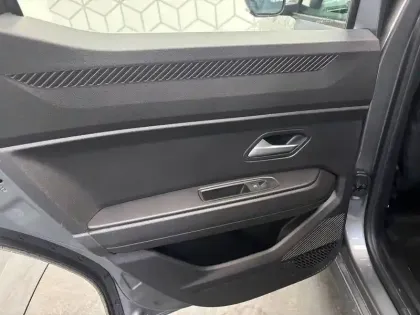 Photo 46 Dacia Duster  Hybrid 155