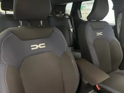 Photo 63 Dacia Duster  Hybrid 155