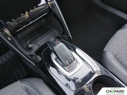 Photo 18 Peugeot 2008  PureTech 130 S&S EAT8