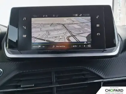 Photo 12 Peugeot 2008  PureTech 130 S&S EAT8