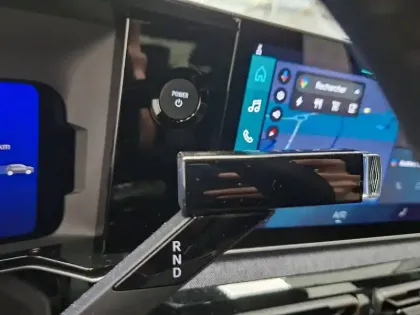 Photo 19 Renault 4 Renault  E-Tech Electrique 150 ch autonomie confort