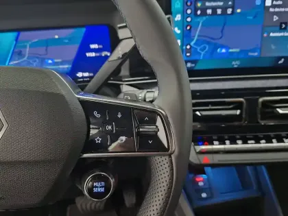 Photo 12 Renault 4 Renault  E-Tech Electrique 150 ch autonomie confort