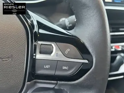 Photo 19 Peugeot 208  BlueHDi 100 S&S BVM6