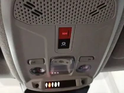 Photo 25 Citroën C4  Hybride 136 e-DCS6