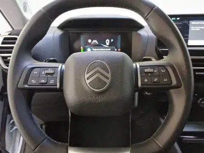 Photo 8 Citroën C4  Hybride 136 e-DCS6