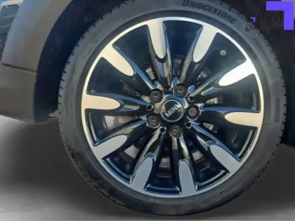 Photo 14 Mini Mini Hatch 5 Portes Cooper 136 ch DKG7