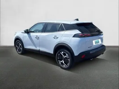 Photo 42 Peugeot 2008  Hybrid 145 e-DCS6