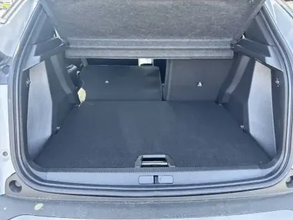 Photo 41 Peugeot 2008  Hybrid 145 e-DCS6