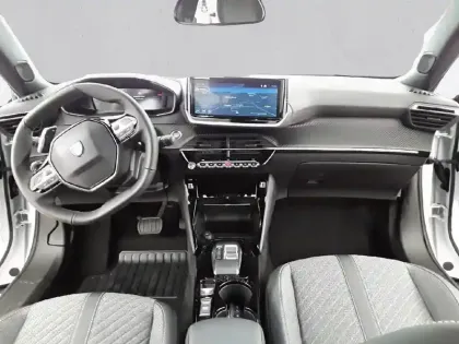 Photo 7 Peugeot 2008  Hybrid 145 e-DCS6