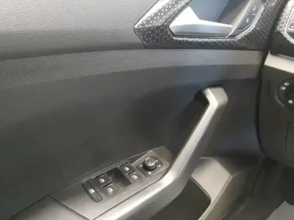 Photo 17 Volkswagen T-cross  1.0 TSI 110 Start/Stop DSG7