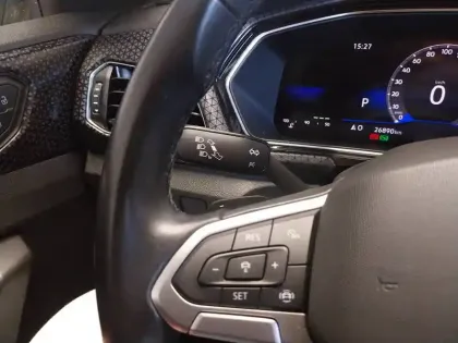 Photo 24 Volkswagen T-cross  1.0 TSI 110 Start/Stop DSG7