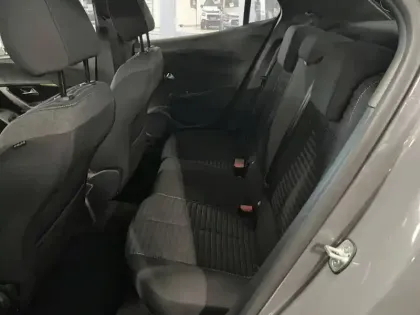 Photo 9 Peugeot 2008  PureTech 100 S&S BVM6