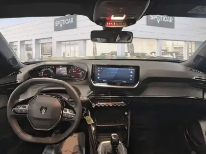 Photo 26 Peugeot 2008  PureTech 100 S&S BVM6