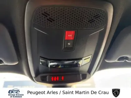 Photo 16 Peugeot 2008  PureTech 130 S&S EAT8