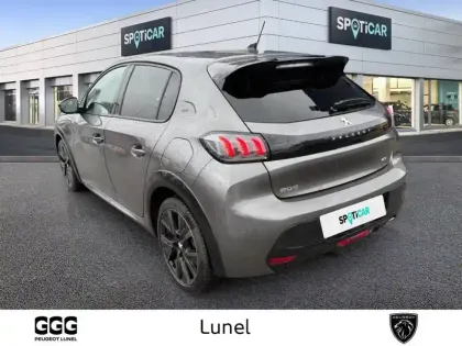 Photo 6 Peugeot 208  PureTech 100 S&S EAT8